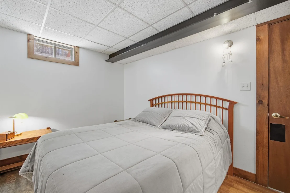 Photo of 3190 Granby