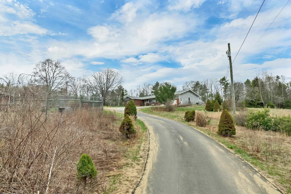 Photo of 44 Suncook Valley
