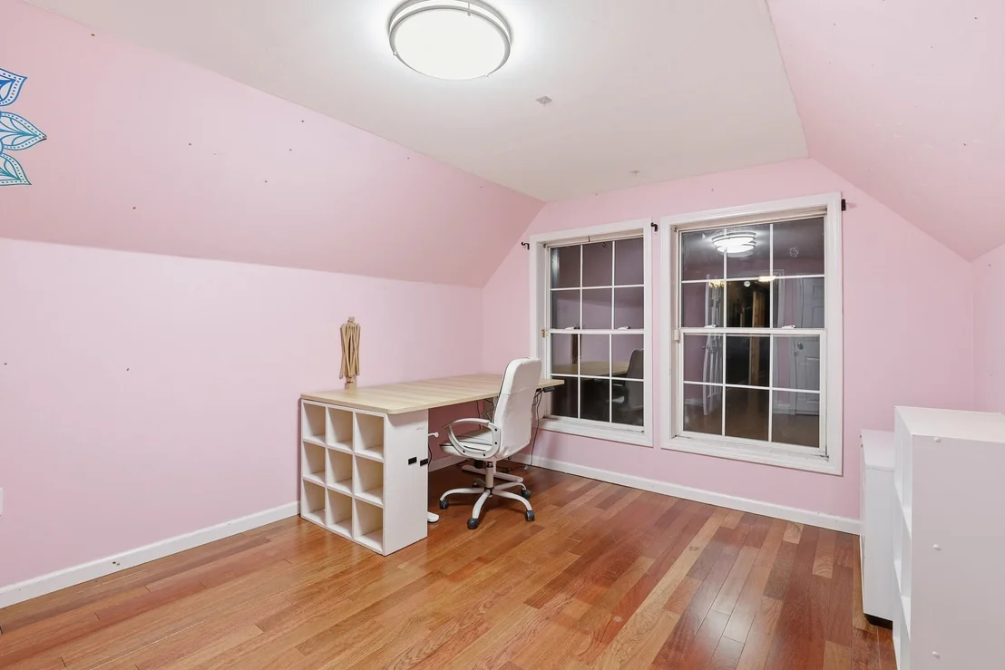 Photo of 249 Cooper Hill