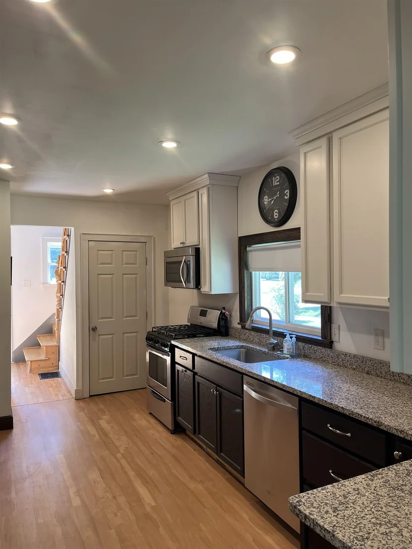 Photo of 24 Pleasant