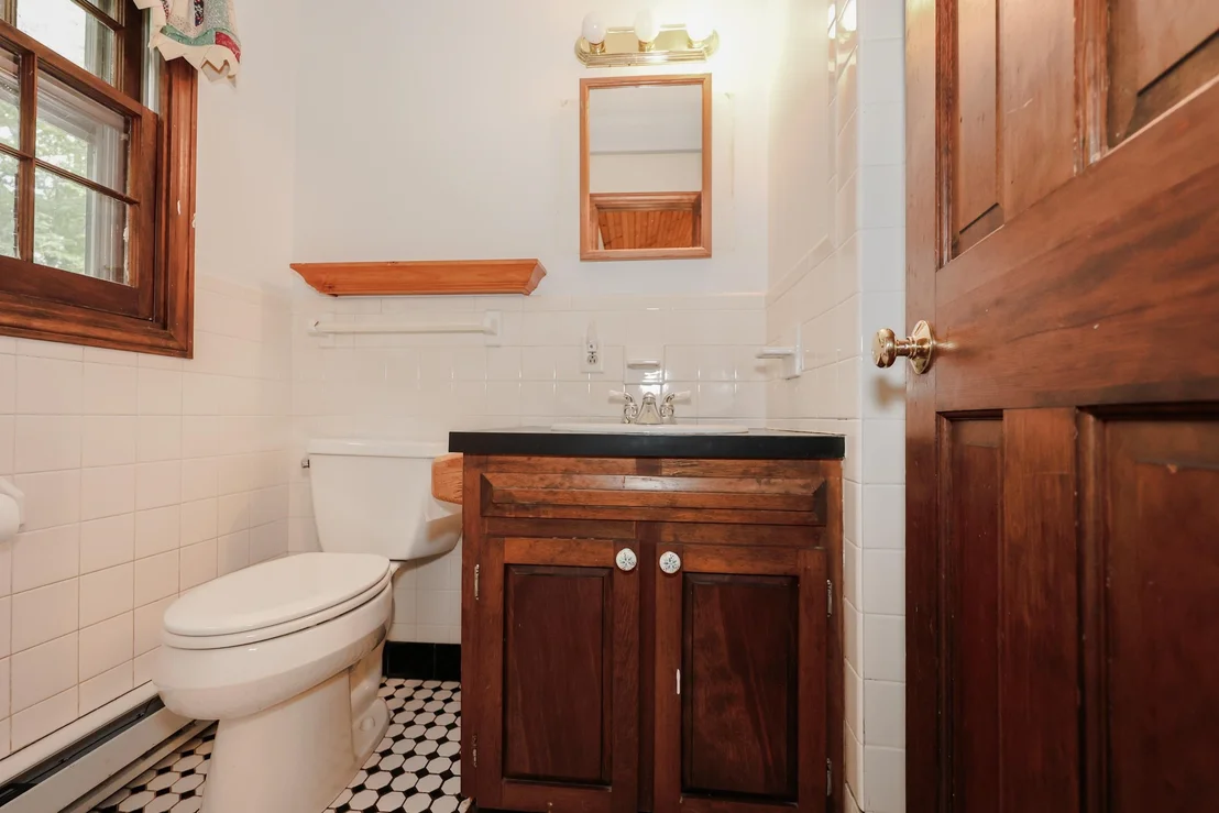 Photo of 16 Meserve