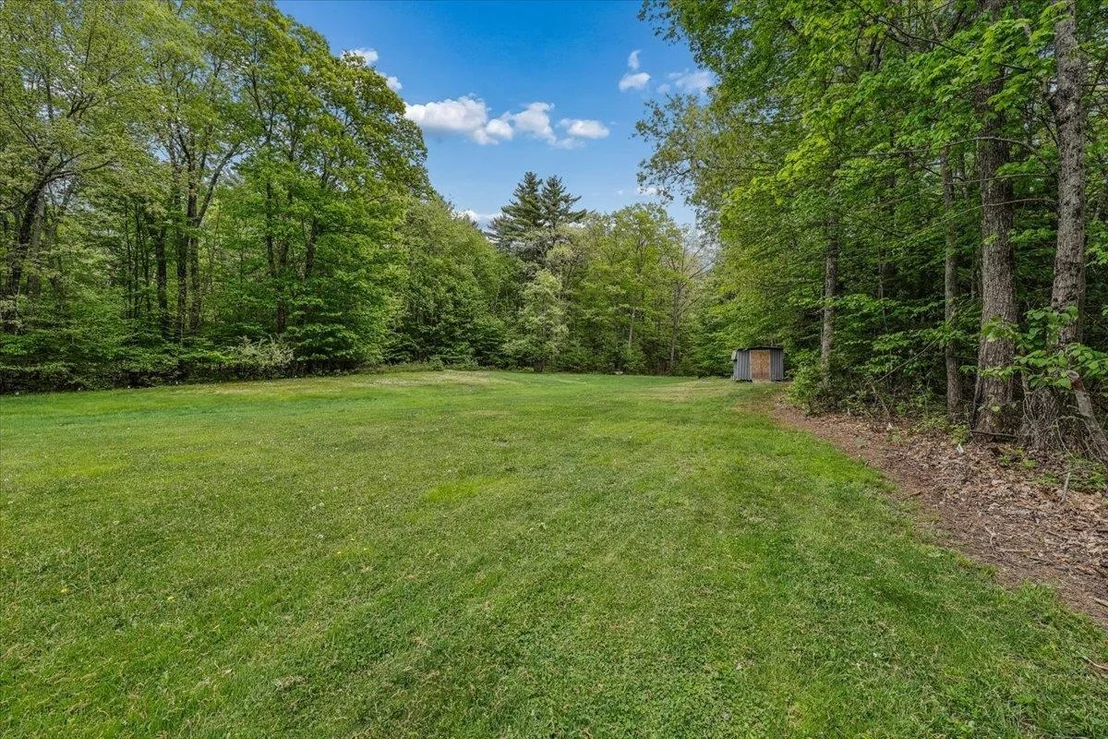 Photo of 186 Woodhill Hooksett