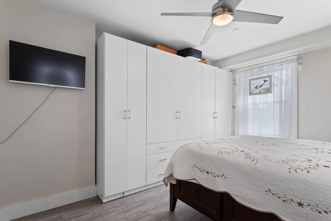 Photo of Unit 3 at 377 Ocean
