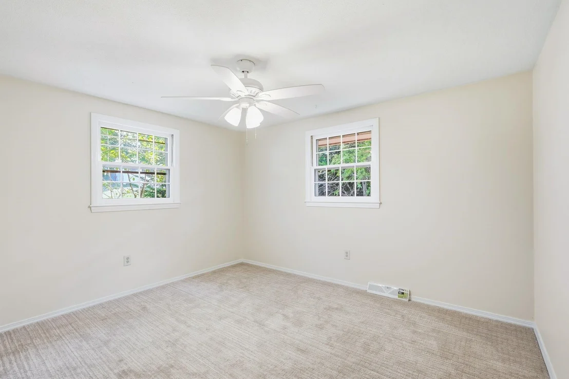 Photo of 98 Conant