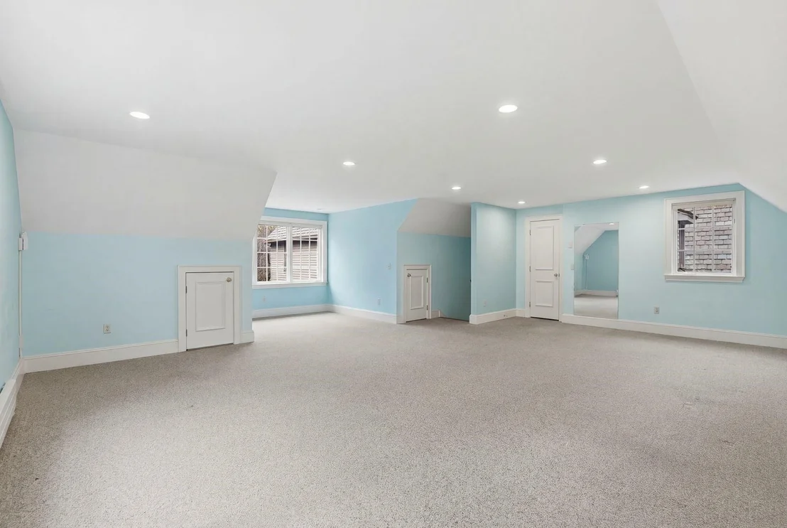 Photo of 63 Ridge