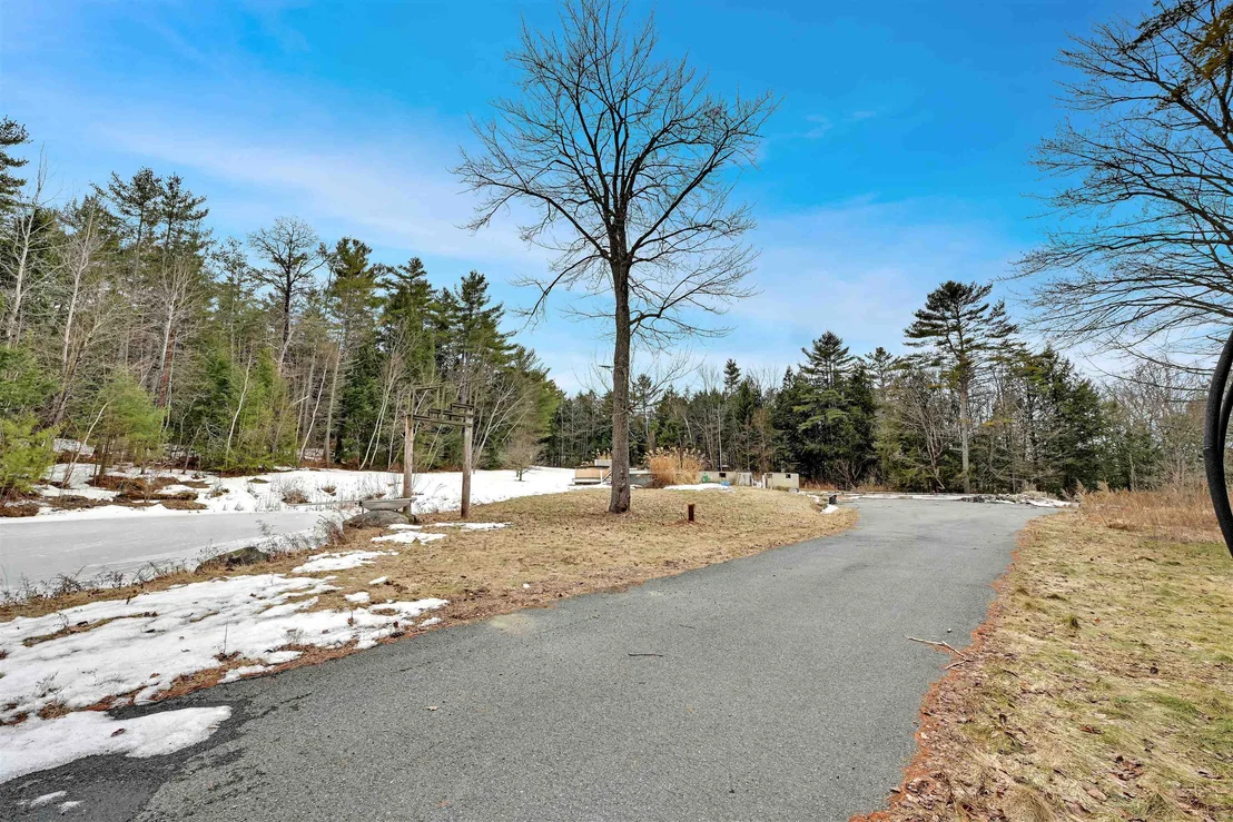 Photo of 398 Valley View