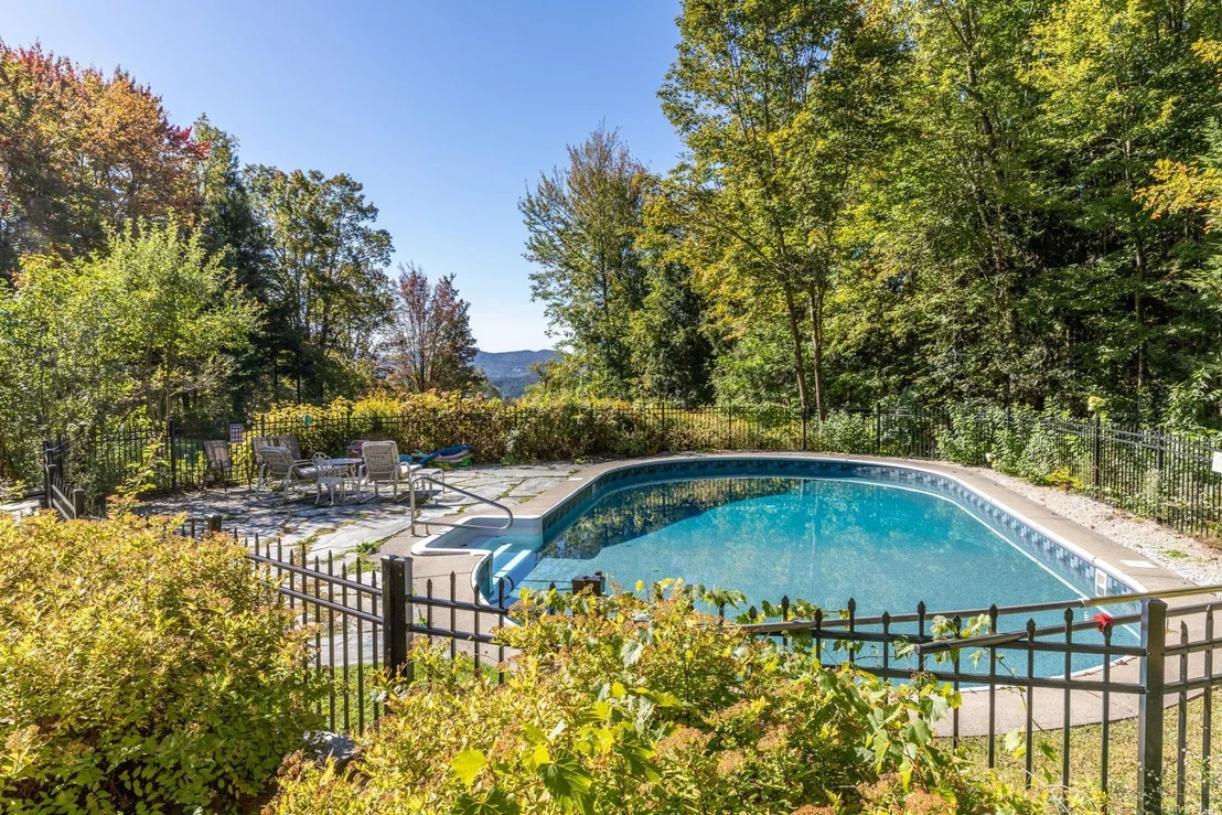 Photo of 835 Alpine View