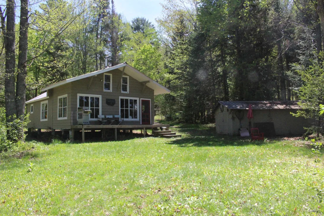 Photo of 333 Backshore