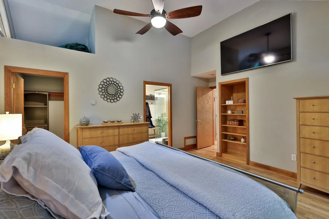 Photo of 28 Mountain View