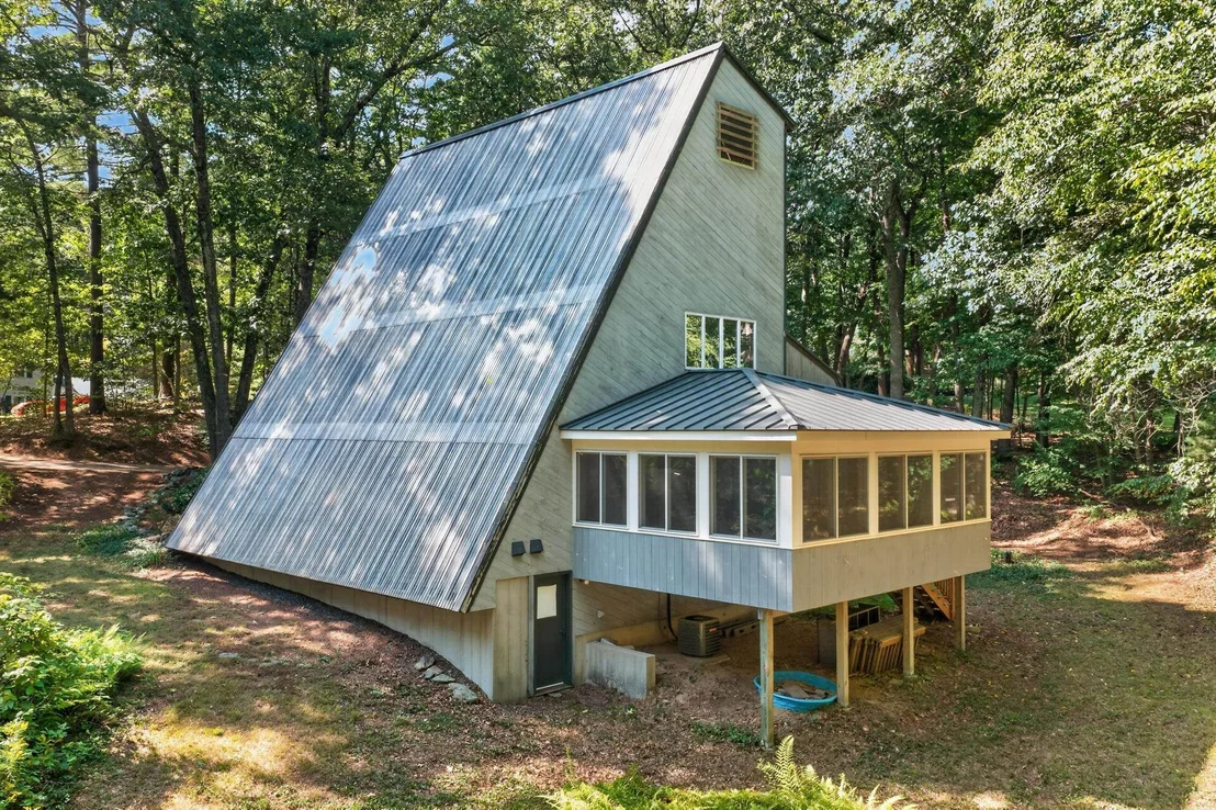 Photo of 14 Pine Knoll