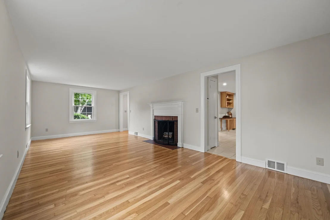 Photo of 9 Hillside