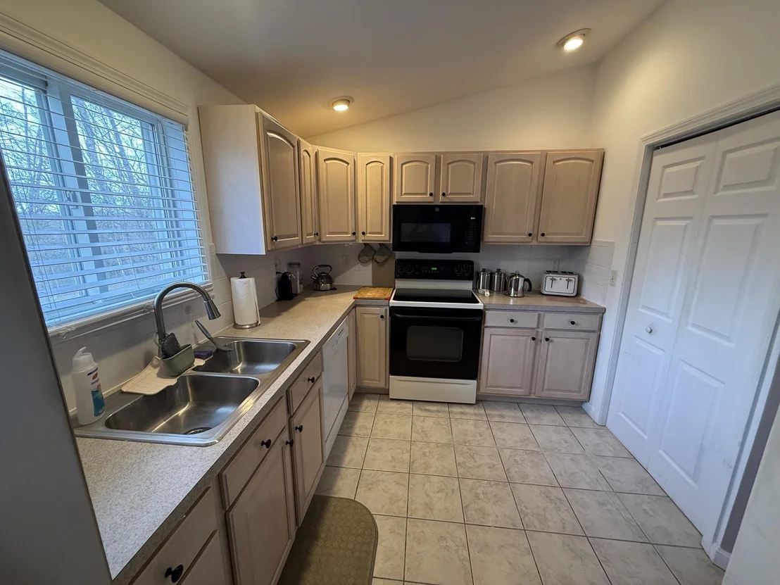 Photo of 14 Garvin