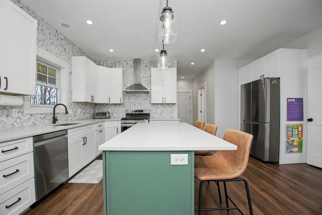 Photo of 241 Maple Basin