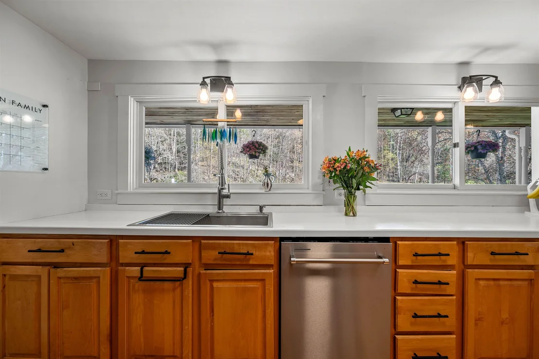 Photo of 855 Jacobs