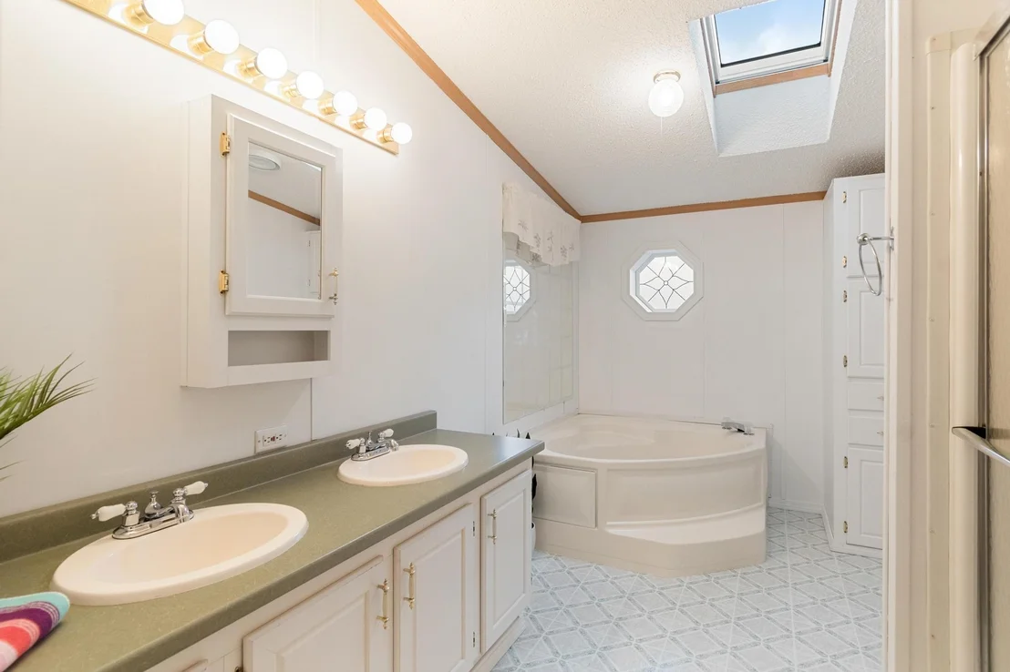Photo of 611 Meadowbend