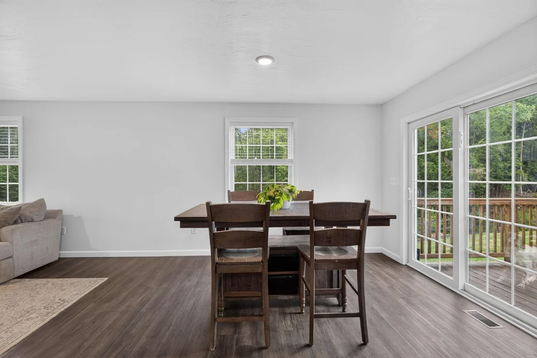 Photo of 992 Beauty Hill