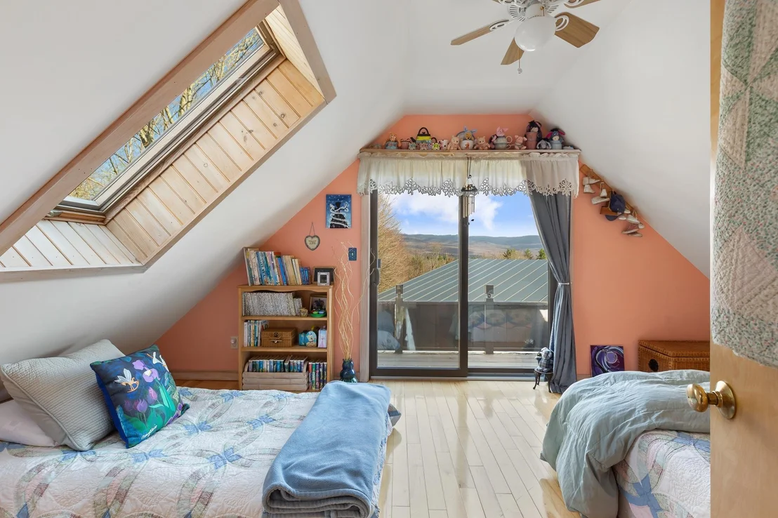 Photo of 534 Cream Hill