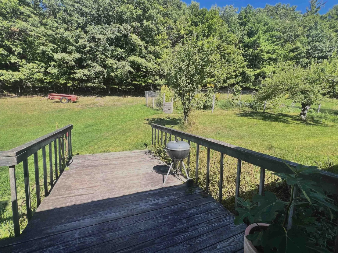 Photo of 575 Somers