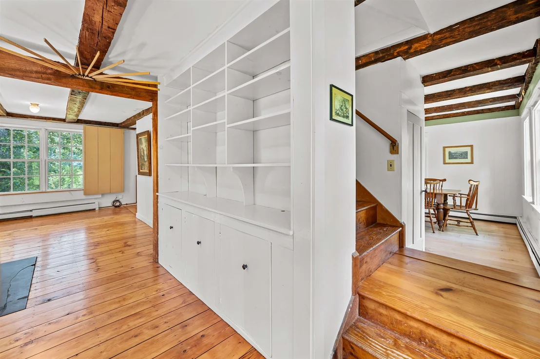 Photo of 520 Collar Hill