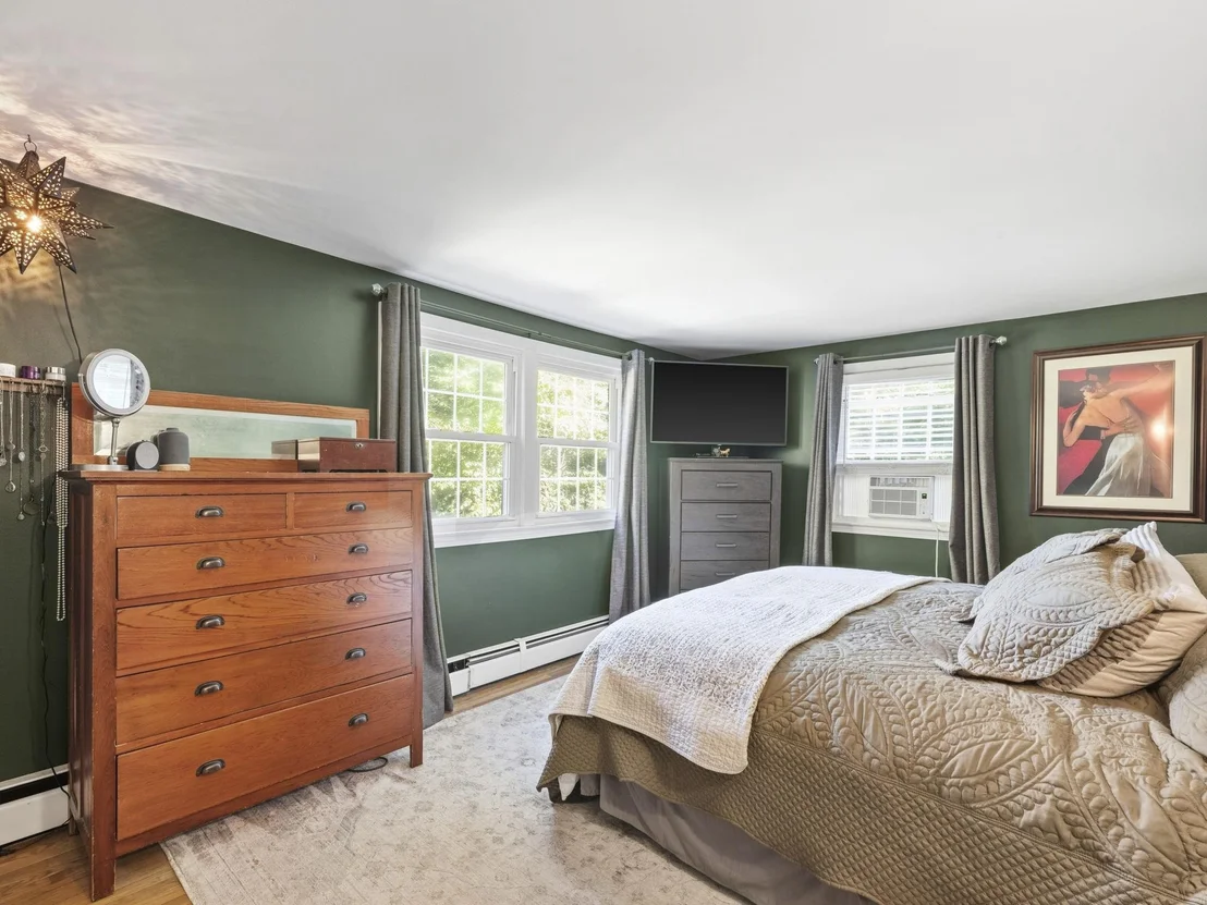 Photo of 16 Juniper