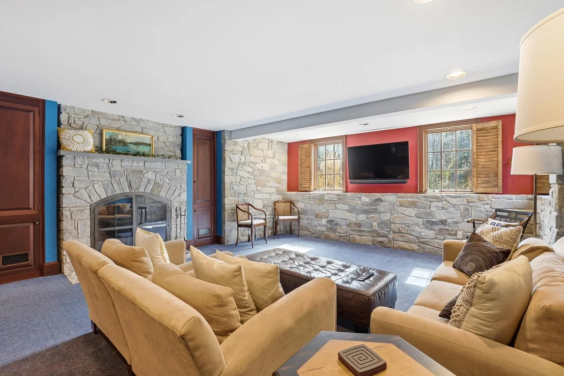 Photo of 63 Ridge