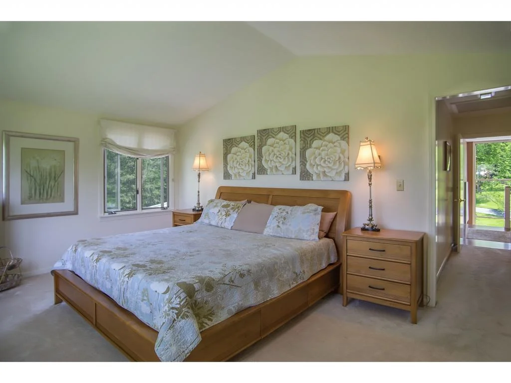 Photo of 323 Breezy Hill