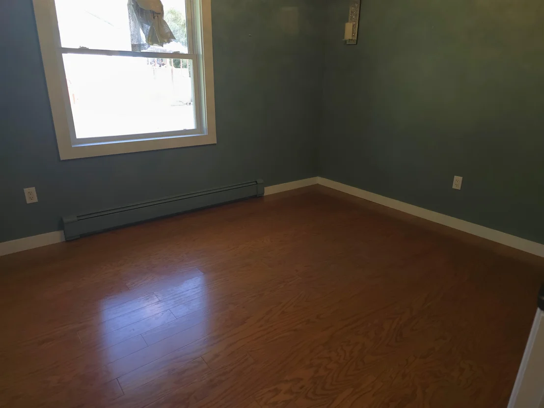 Photo of 6 Meadowcrest