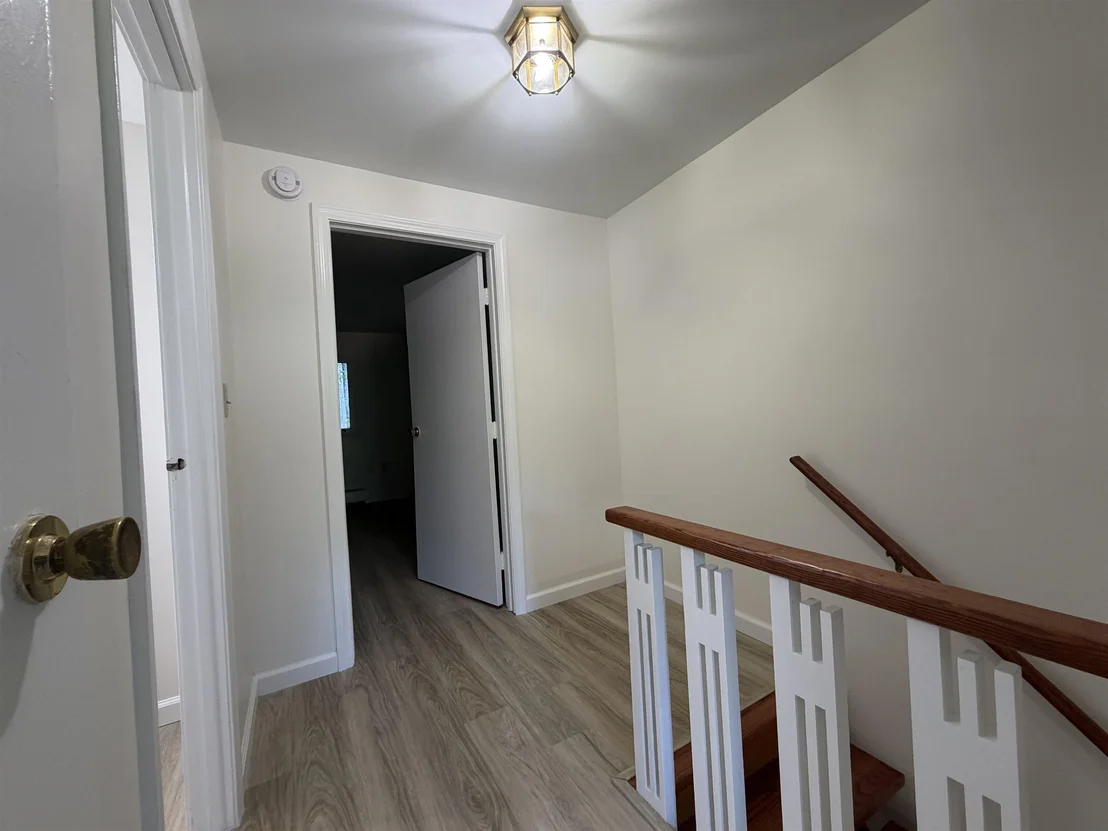 Photo of Unit 4 at 39 Brookside