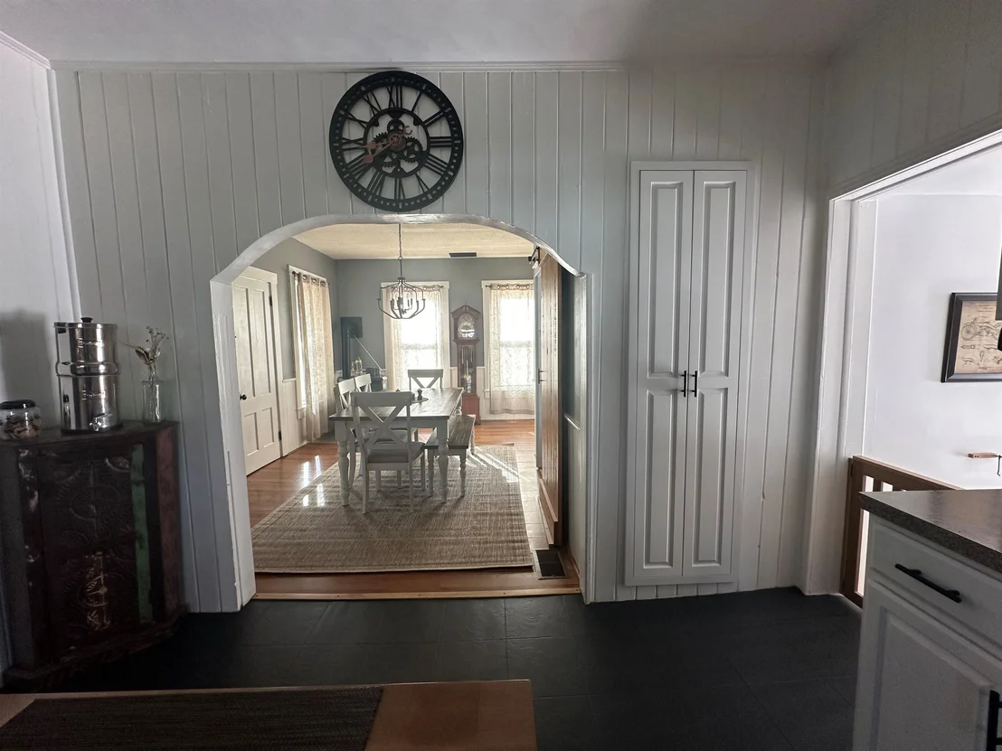 Photo of 8 Main