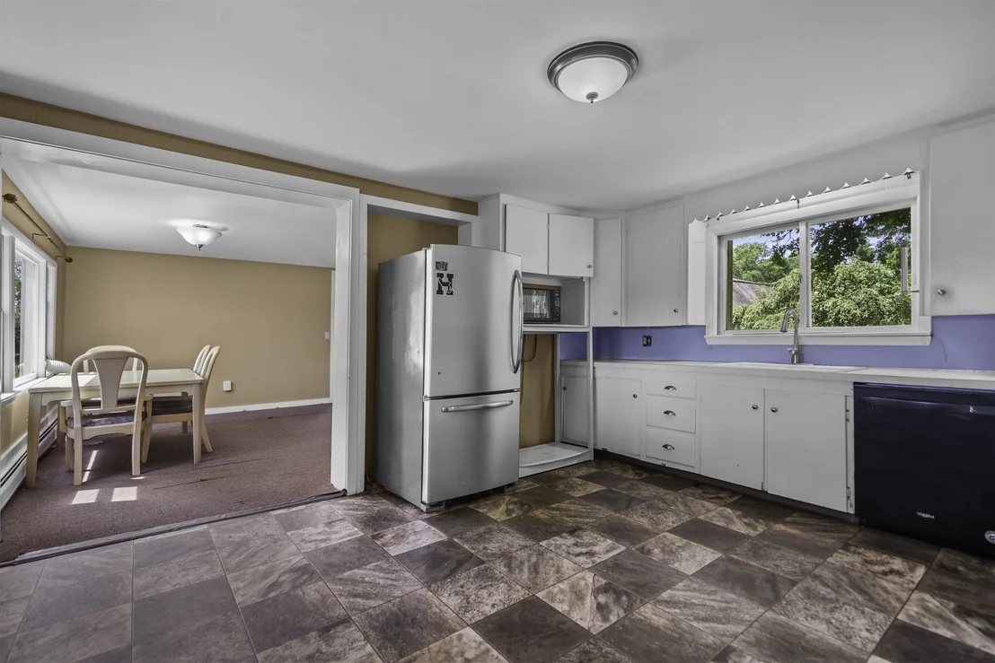 Photo of 385 Burnham Intervale
