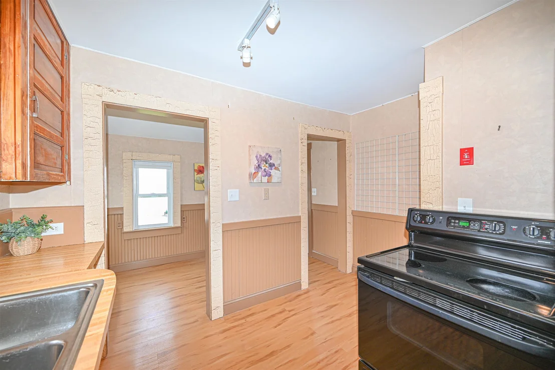 Photo of 16 Hale
