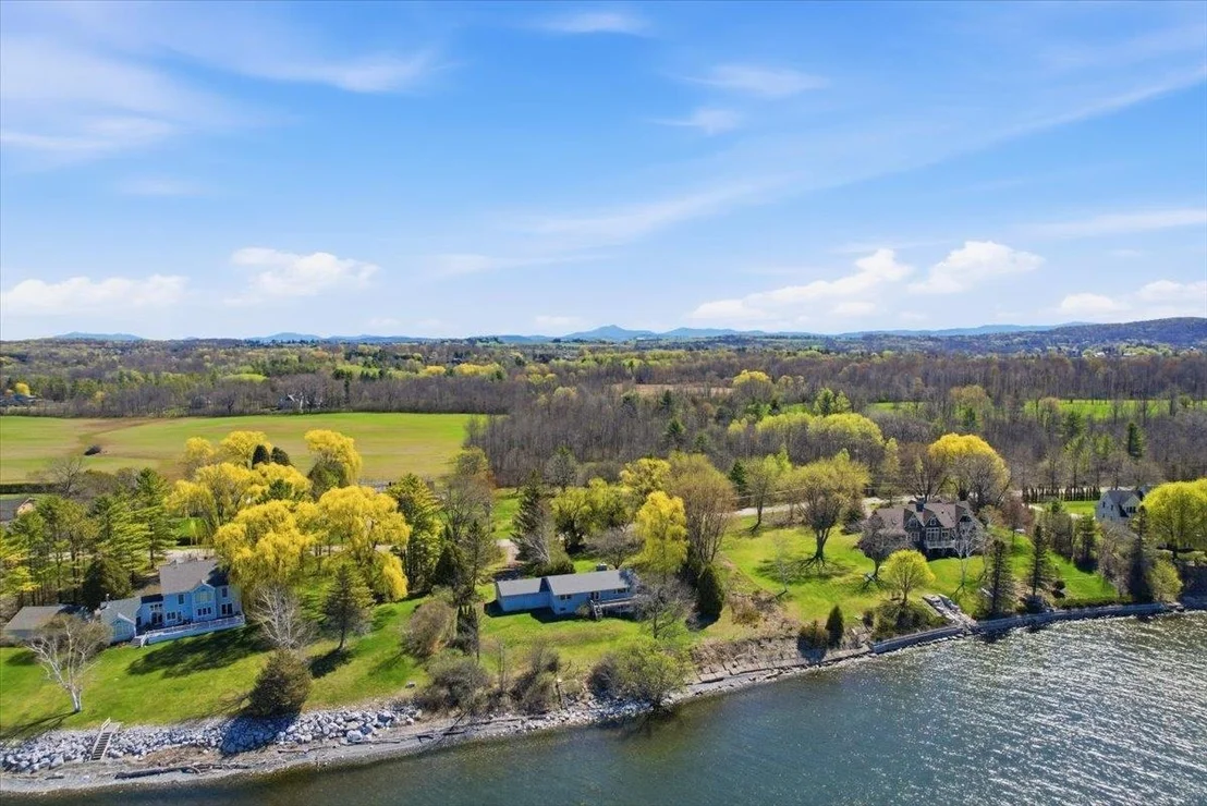 Photo of 481 Hills Point