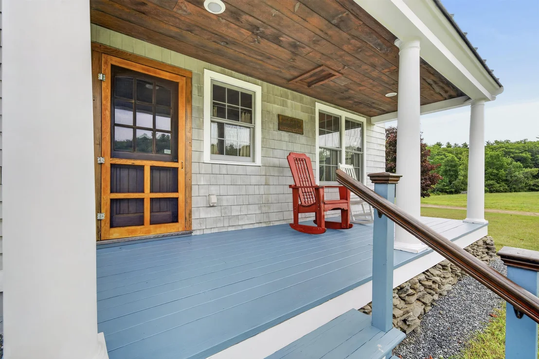 Photo of 854 Murray Hill