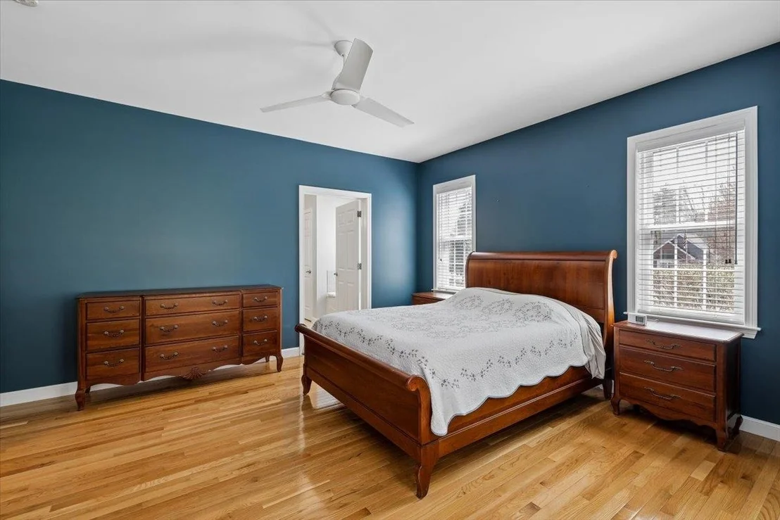 Photo of 32 White Pine