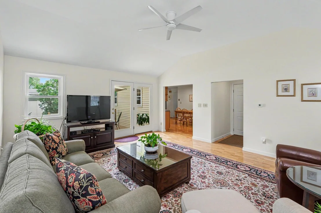 Photo of 14 Upstone