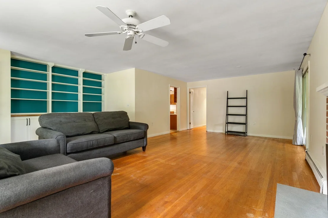 Photo of 106 Killarney