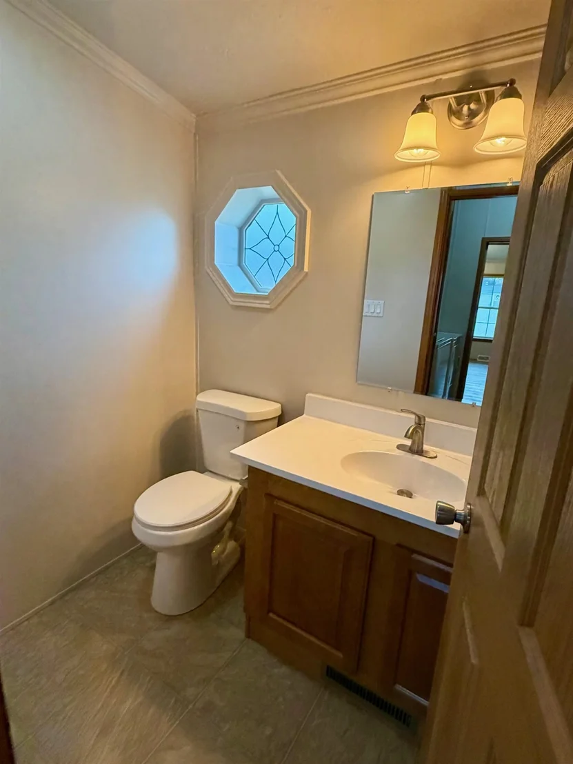 Photo of 111 Deso