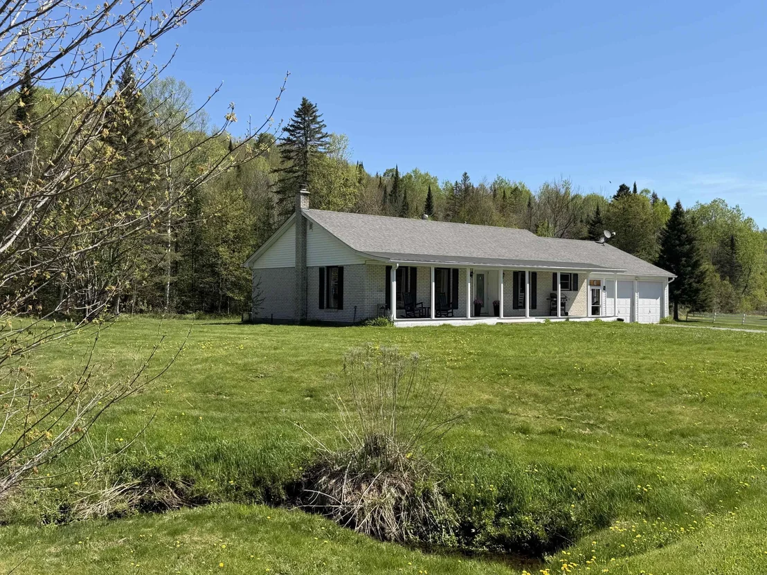 Photo of 438 Canaan Hill
