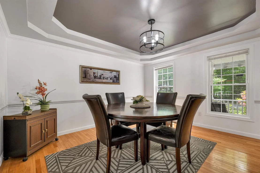 Photo of 537 Pingree Hill