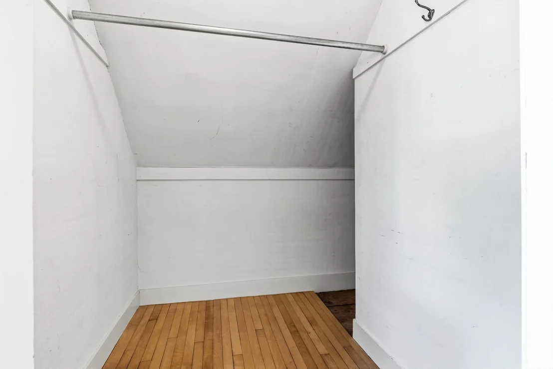 Photo of 567 Main