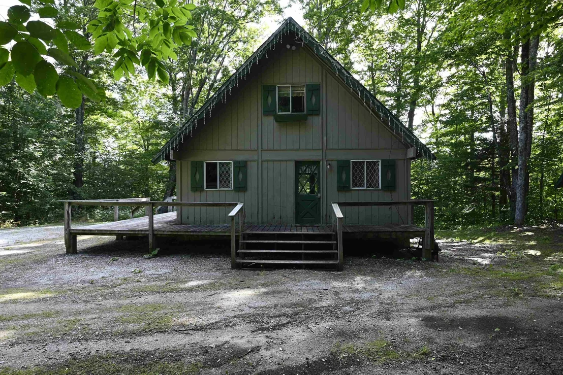Photo of 393 Tanglewood