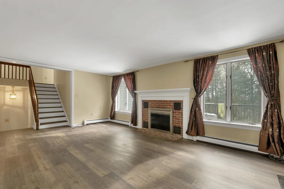 Photo of 53 Oak Knoll