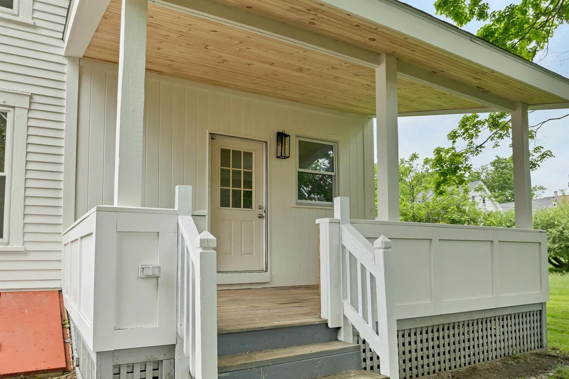 Photo of 33 Spruce