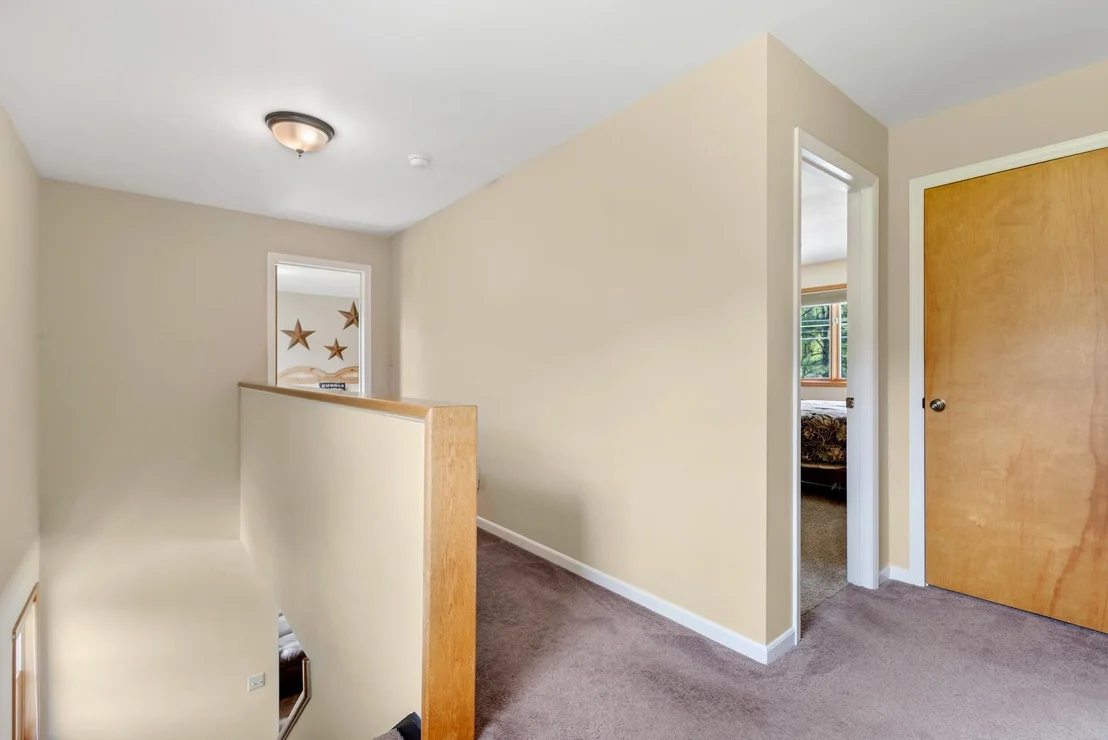 Photo of 990 Main