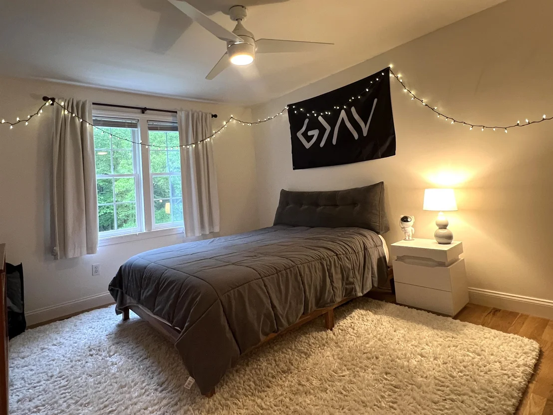 Photo of 27 Ross