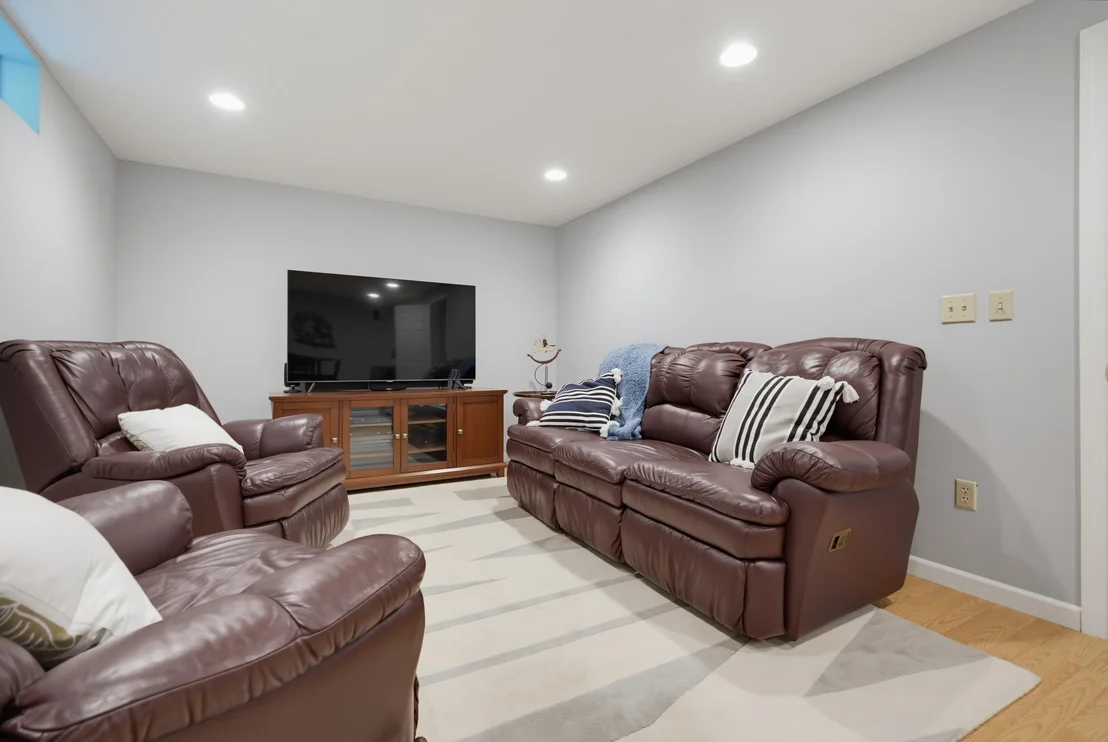Photo of 34 Cataldo