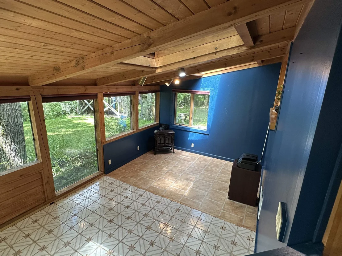 Photo of 220 Monadnock