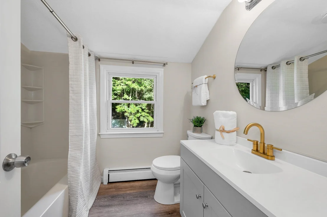 Photo of 172 Warner Hill