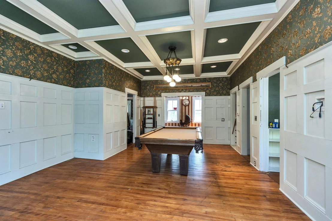 Photo of 24 Maple