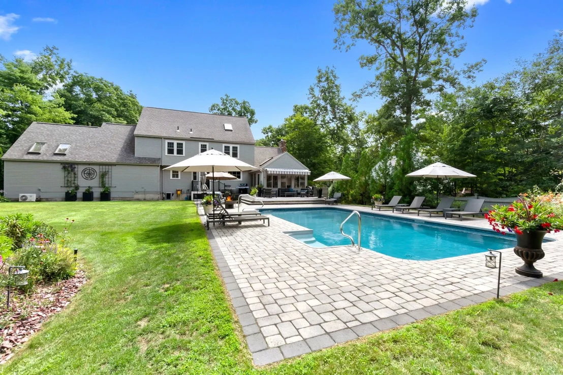 Photo of 19 Buttonwood